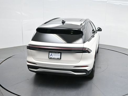 Used 2025 Lincoln Nautilus Reserve w/ Jet Appearance Package image 46