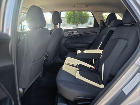 Used 2024 Kia Sportage LX image 15