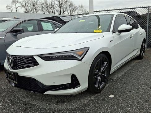 Used 2023 Acura Integra A-Spec image 3