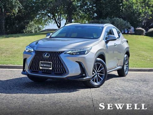 Certified 2025 Lexus NX 250 FWD w/ Towing Package (2000 Lbs) image 1
