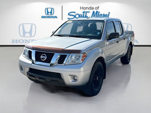 Used 2018 Nissan Frontier SV w/ Value Truck Package image 3