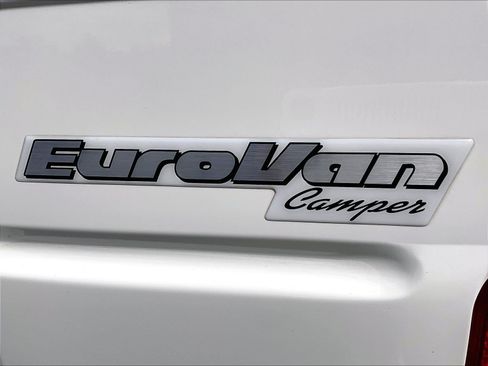 Used 2003 Volkswagen Eurovan Camper FWD image 7