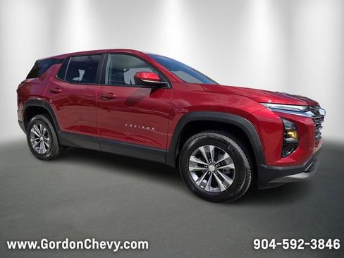 New 2026 Chevrolet Equinox LT w/ Convenience Package II AWD/4WD image 10