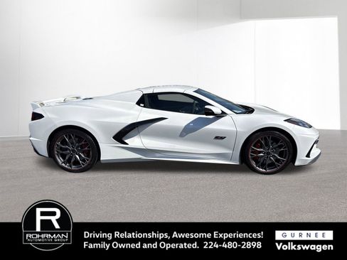 Used 2023 Chevrolet Corvette Stingray Premium Conv w/ Z51 Performance Package RWD image 10