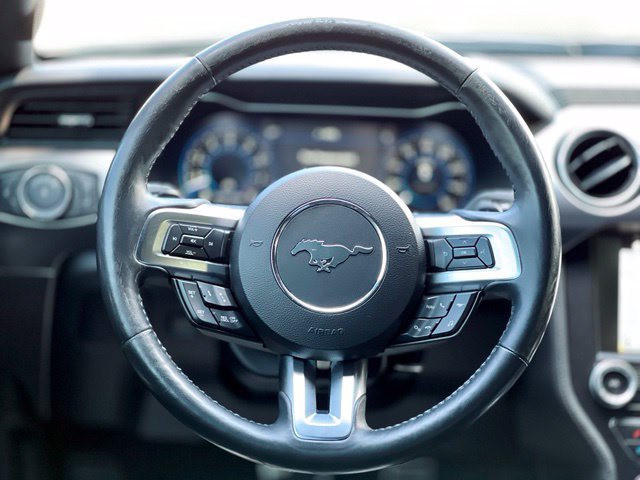Used 2018 Ford Mustang GT Premium w/ Equipment Group 401A RWD image 30