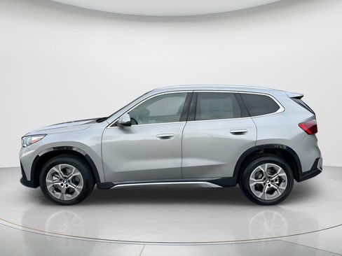 New 2026 BMW X1 xDrive28i w/ Convenience Package AWD/4WD image 8
