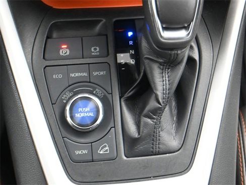 Used 2020 Toyota RAV4 Adventure image 20