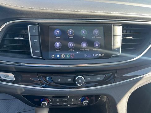 Used 2021 Buick Enclave Premium w/ Sun and Sites Package AWD/4WD image 27