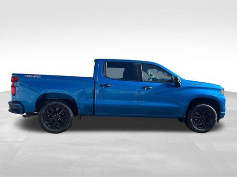 Used 2023 Chevrolet Silverado 1500 Custom AWD/4WD image 16