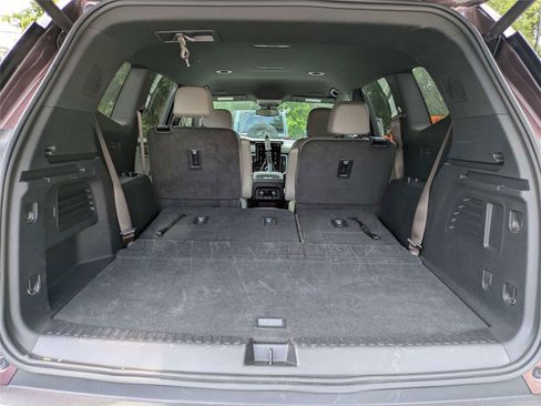 Used 2024 GMC Acadia Elevation AWD/4WD image 15