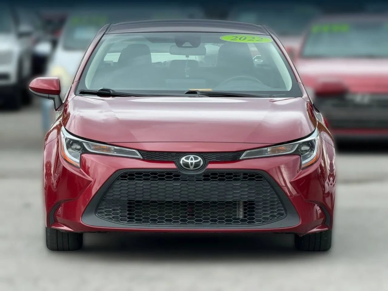 Used 2022 Toyota Corolla LE FWD image 2