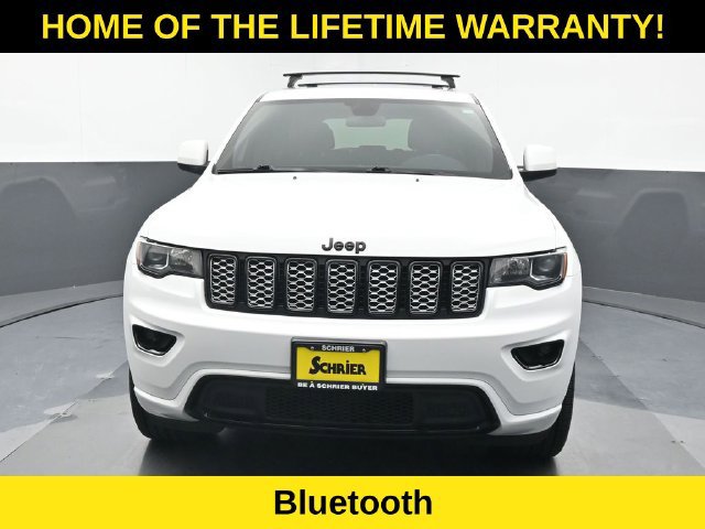 Used 2021 Jeep Grand Cherokee Laredo X AWD/4WD image 9