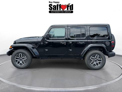 New 2025 Jeep Wrangler Sahara w/ Technology Group image 4