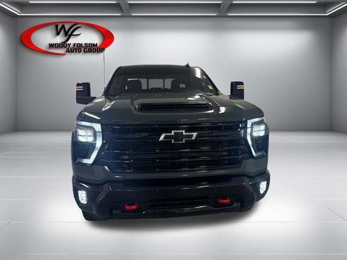 Used 2025 Chevrolet Silverado 2500 LT w/ Trail Boss Package AWD/4WD image 2