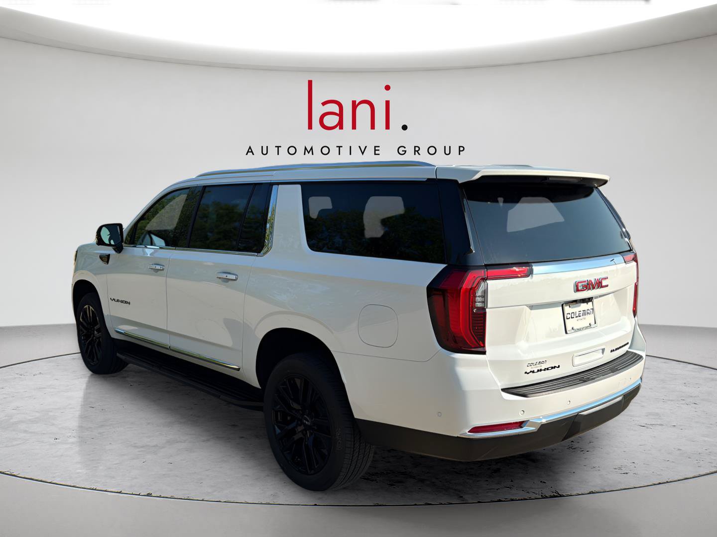 New 2026 GMC Yukon XL Elevation w/ Elevation Premium Package AWD/4WD image 7