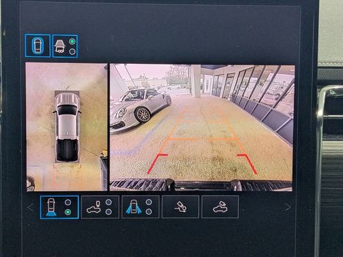 Used 2024 GMC Sierra EV Denali image 28