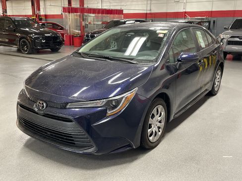 Used 2024 Toyota Corolla LE image 5