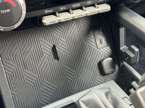 Used 2025 Toyota 4Runner SR5 image 30