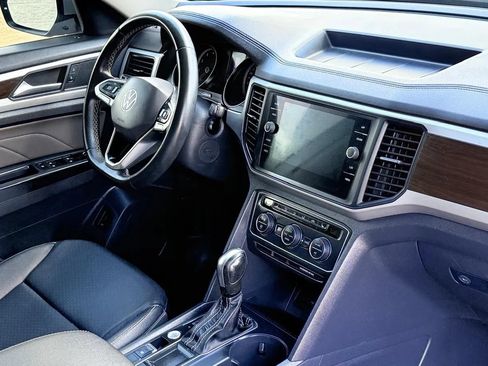Used 2021 Volkswagen Atlas SE FWD image 8