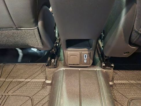 Certified 2024 Chevrolet TrailBlazer RS w/ Convenience Package image 23