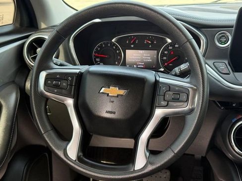 Used 2023 Chevrolet Blazer LT w/ Convenience Package image 12