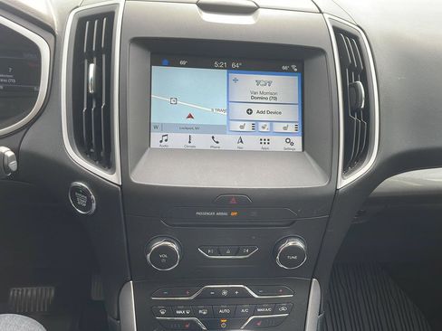Used 2017 Ford Edge SEL w/ Equipment Group 201A AWD/4WD image 9