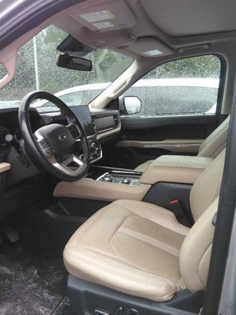 Used 2024 Ford Expedition Limited AWD/4WD image 7