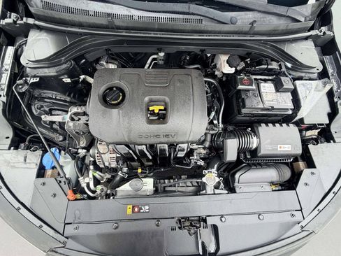 Used 2019 Hyundai Elantra SEL w/ Cargo Package FWD image 10