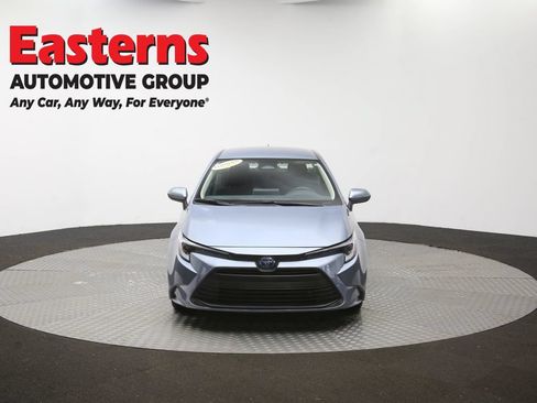 Used 2025 Toyota Corolla LE FWD image 46