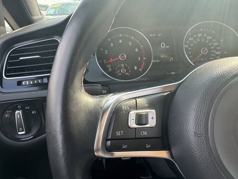 Used 2015 Volkswagen GTI S FWD image 27