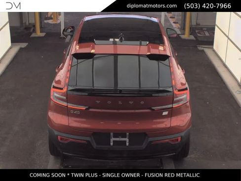 Used 2023 Volvo C40 P8 Recharge Plus w/ Climate Package AWD/4WD image 6