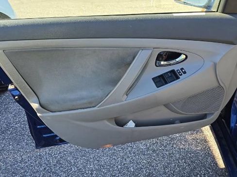 Used 2007 Toyota Camry LE FWD image 4