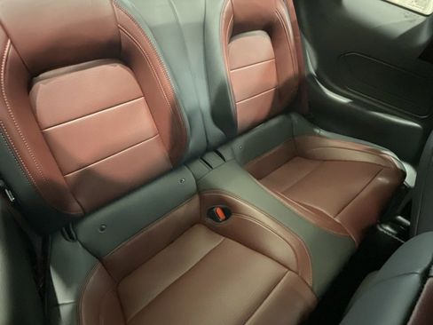 Used 2025 Ford Mustang GT Premium image 12