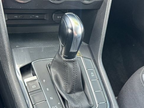 Used 2020 Volkswagen Tiguan S FWD image 20