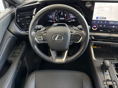 Used 2025 Lexus TX 350 AWD image 18