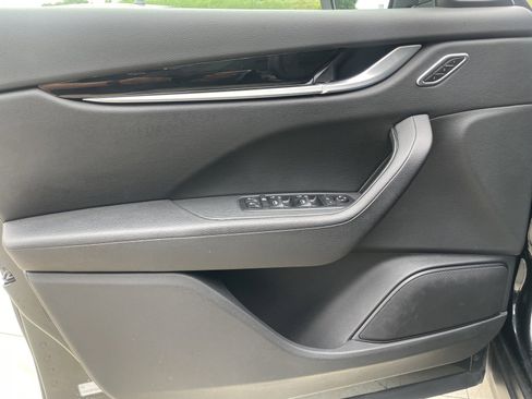 Used 2022 Maserati Levante GT image 14