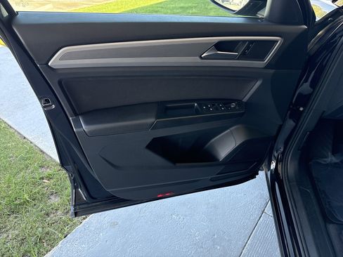 Used 2019 Volkswagen Atlas S FWD image 13