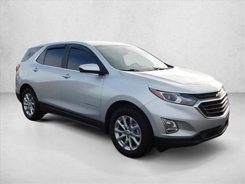 Used 2021 Chevrolet Equinox LT w/ LPO, Floor Liner Package FWD image 3