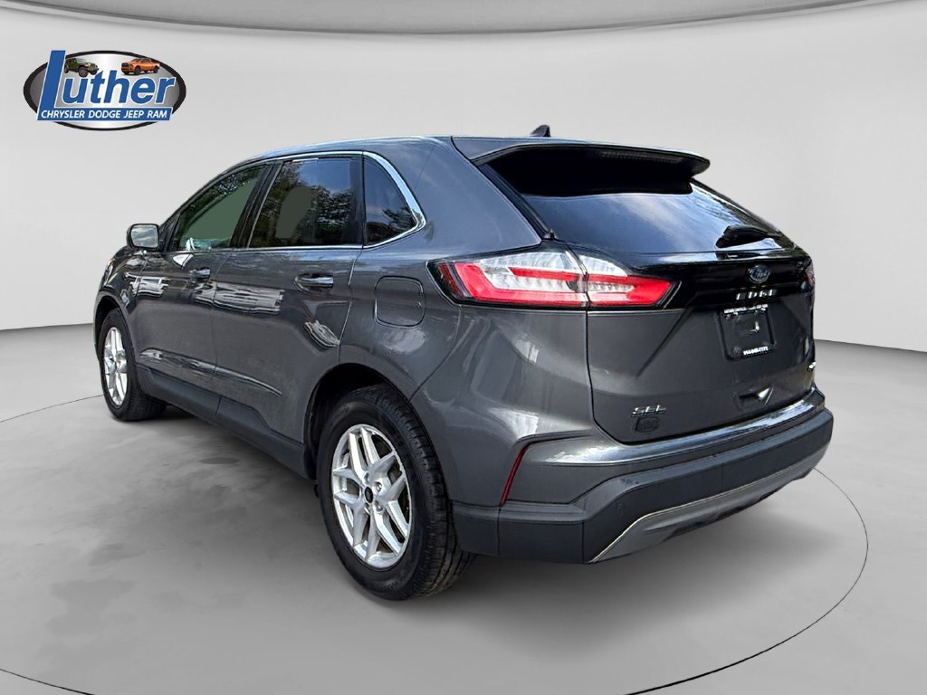 Used 2024 Ford Edge SEL AWD/4WD image 3