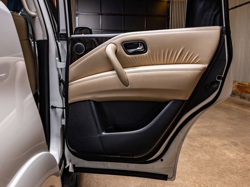 Used 2023 Nissan Armada Platinum w/ Captain's Chairs Package image 35