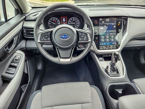 Certified 2025 Subaru Outback Premium w/ Popular Package #1A image 11