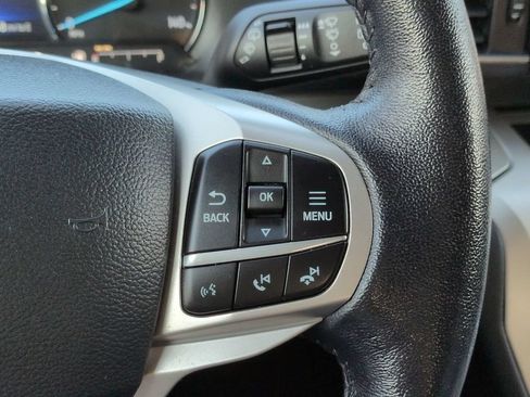 Used 2021 Ford Explorer XLT w/ Equipment Group 202A RWD image 27