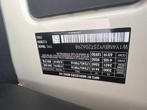 New 2025 Mercedes-Benz Sprinter 2500 image 31