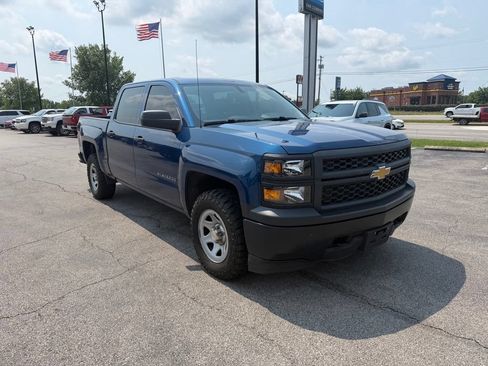 Used 2015 Chevrolet Silverado 1500 W/T AWD/4WD image 2