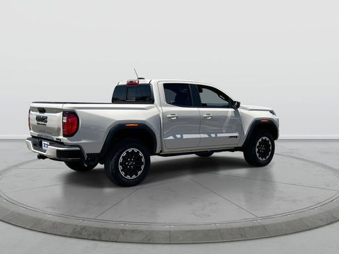 Used 2026 GMC Canyon AT4 AWD/4WD image 8
