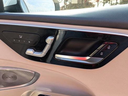 Used 2022 Mercedes-Benz C 300 4MATIC Sedan image 38