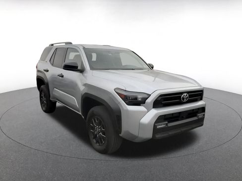 Used 2025 Toyota 4Runner SR5 image 3