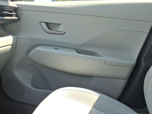 Used 2025 Hyundai Kona SEL AWD/4WD image 26