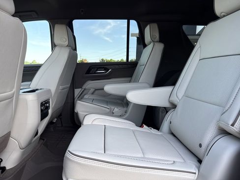New 2026 GMC Yukon Denali w/ LPO, Floor Liner Package AWD/4WD image 6