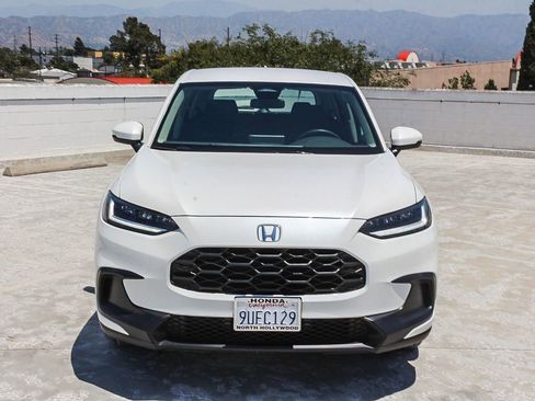 Certified 2025 Honda HR-V LX image 2
